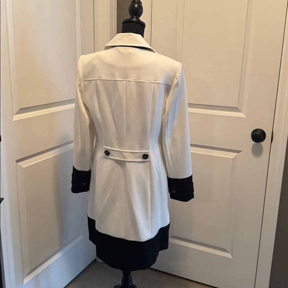 WHBM Black and White Double-Breasted Coat - Picture 5 of 5
